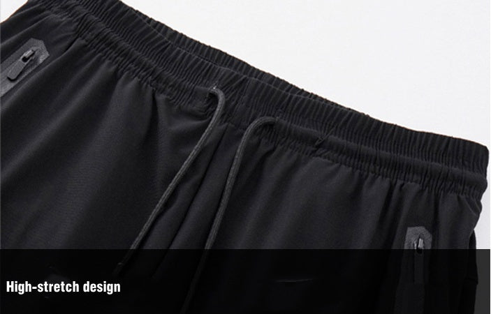 High-Stretch White Arrow Pattern Shorts